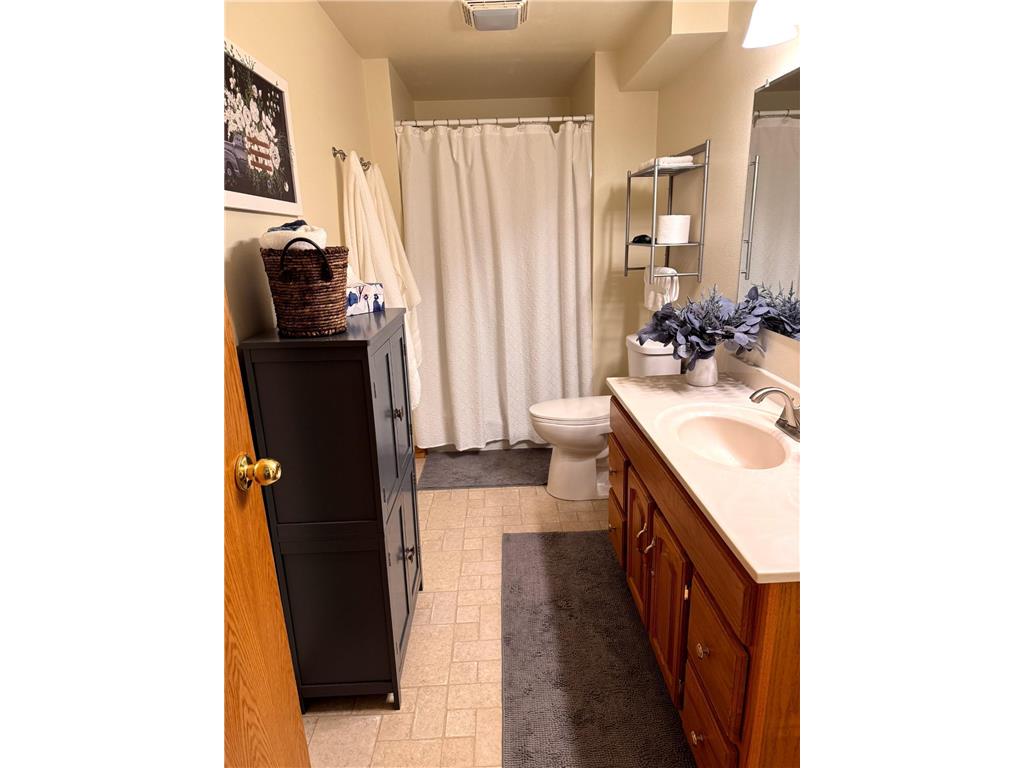 520 Harriett Drive Marshall MN 56258 6818437 image17