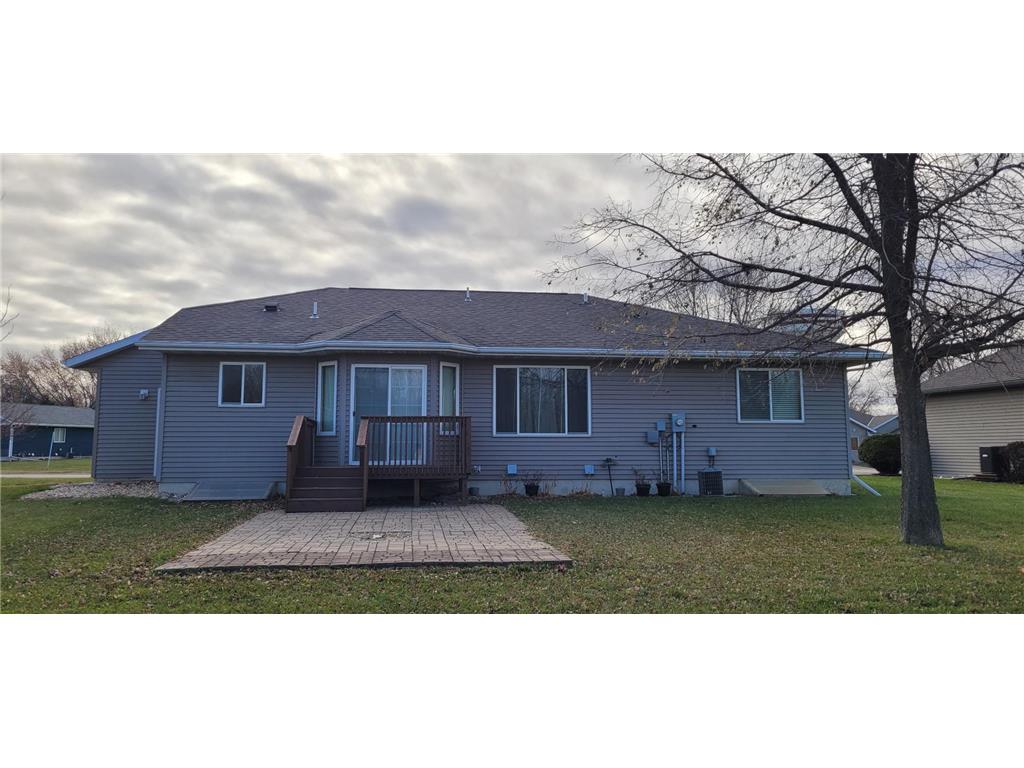 520 Harriett Drive Marshall MN 56258 6818437 image3