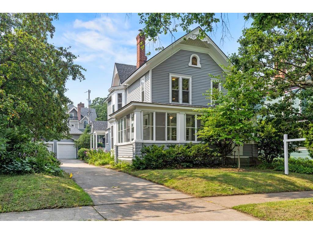 520 Holly Avenue Saint Paul MN 55102 6759606 image1