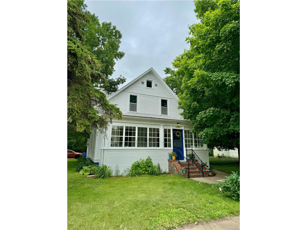 520 Holmes Street W Detroit Lakes MN 56501 6558302 image1