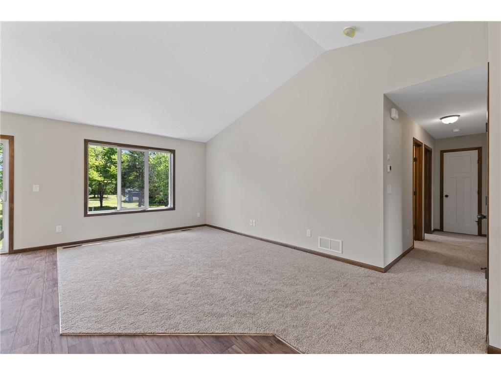520 Lois Lane Lino Lakes MN 55014 7096041 image14