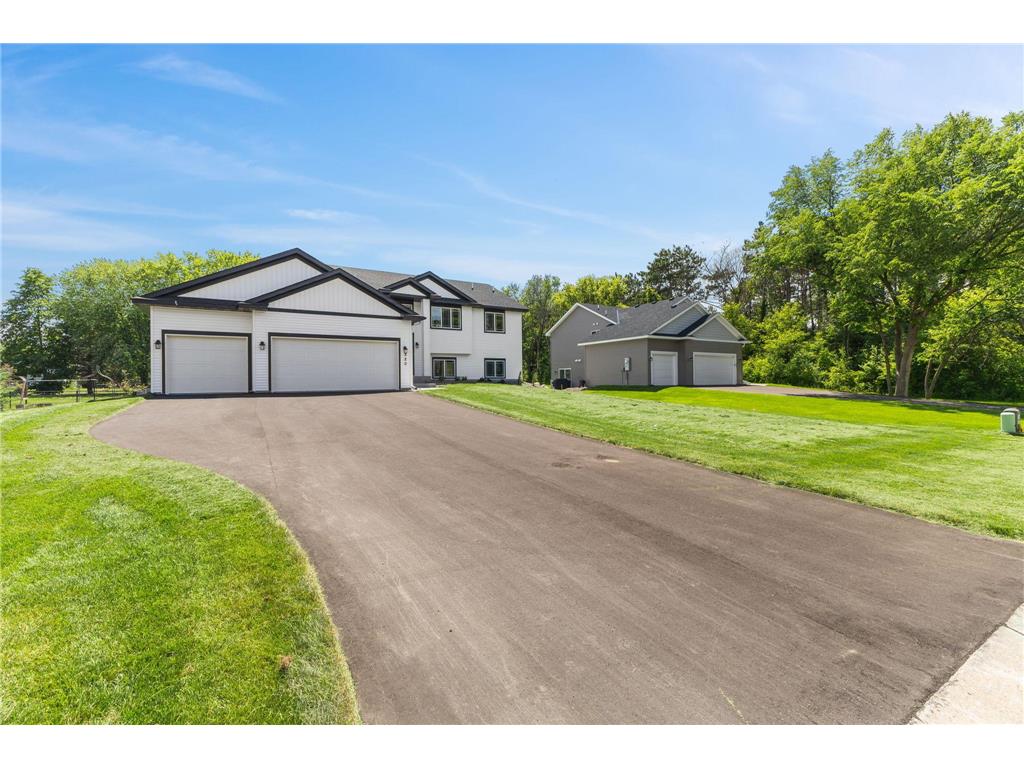 520 Lois Lane Lino Lakes MN 55014 7096041 image3
