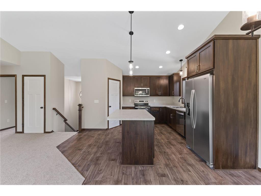 520 Lois Lane Lino Lakes MN 55014 7096041 image7