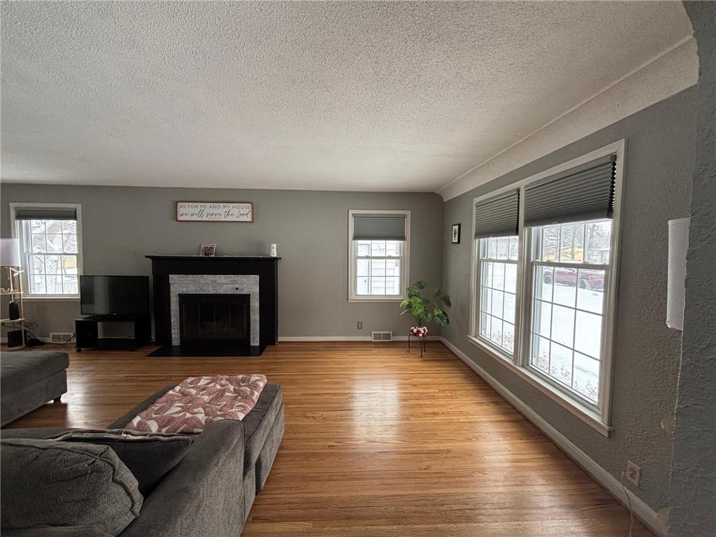 520 N 9th Street Montevideo MN 56265 7012450 image3