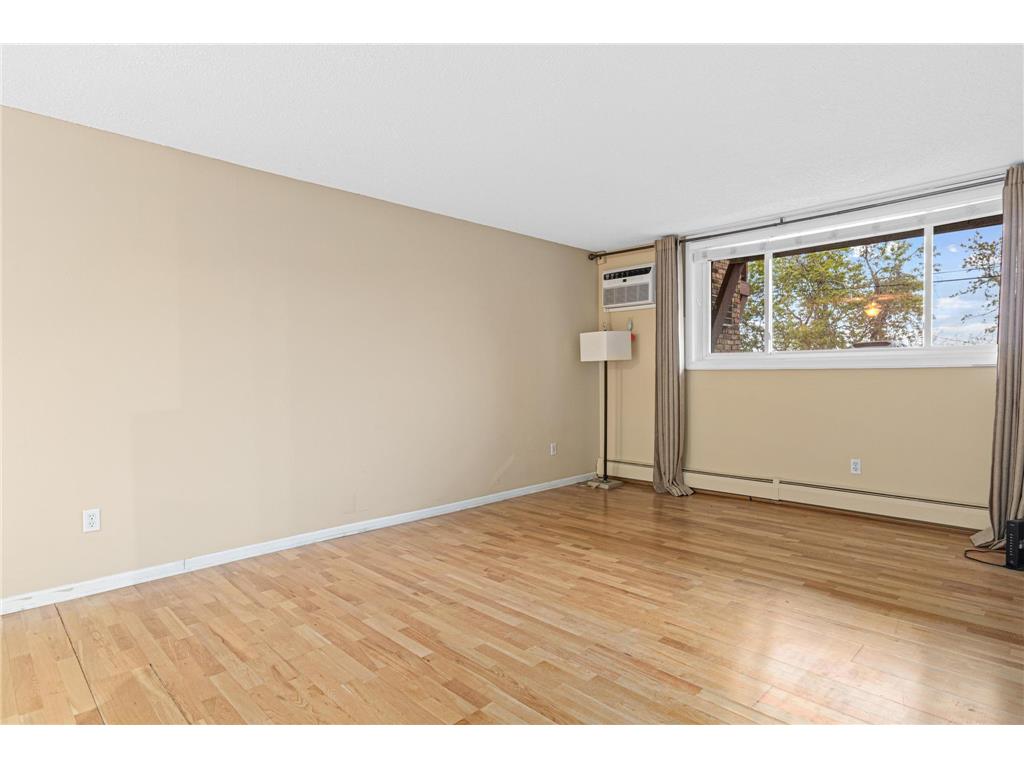 520 Ridgewood Avenue #3 Minneapolis MN 55403 7057603 image10