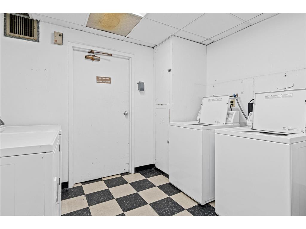 520 Ridgewood Avenue #3 Minneapolis MN 55403 7057603 image14