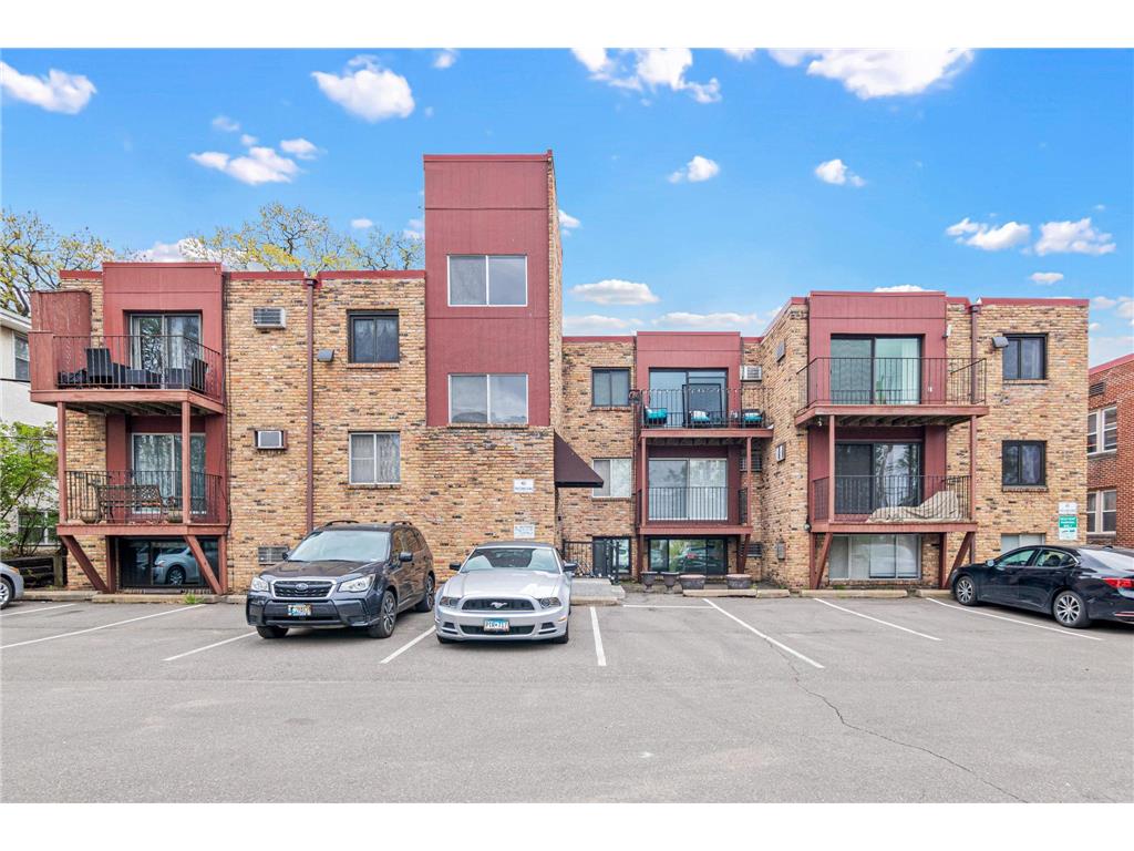 520 Ridgewood Avenue #3 Minneapolis MN 55403 7057603 image15