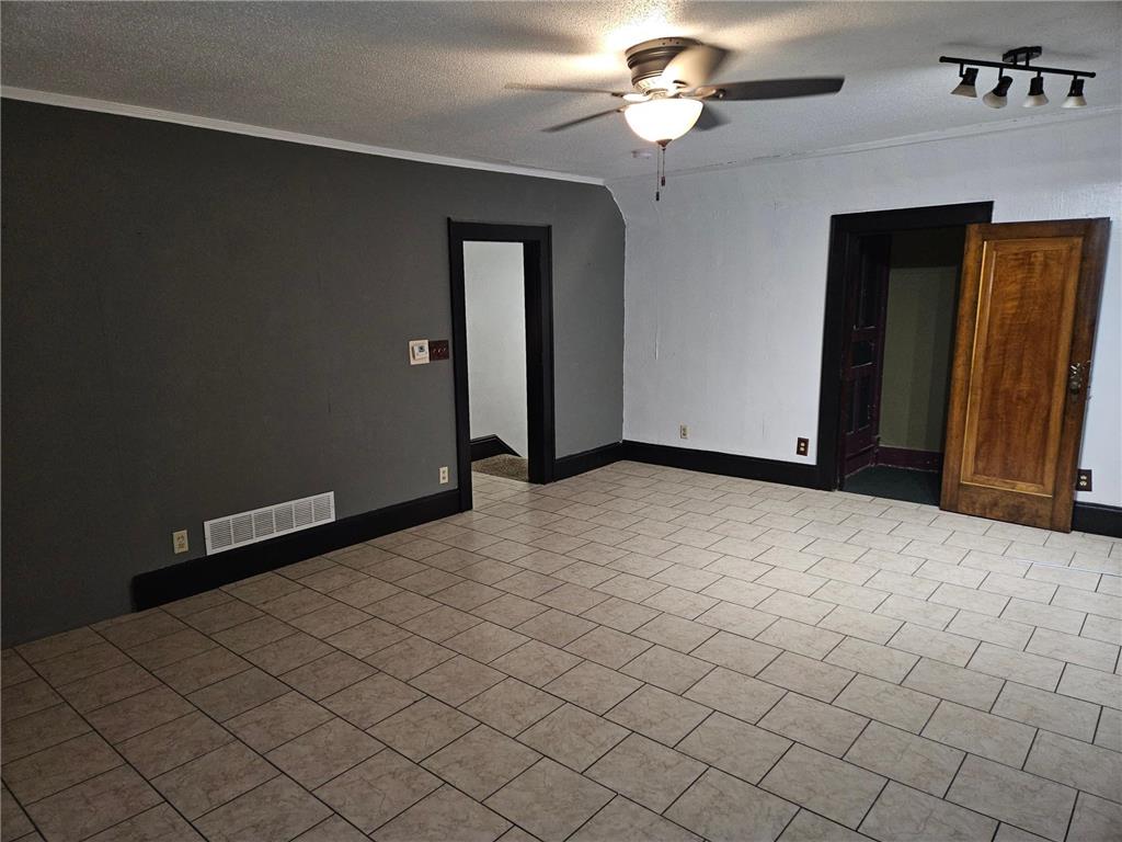 520 S 2nd Street Mankato MN 56001 7025043 image18