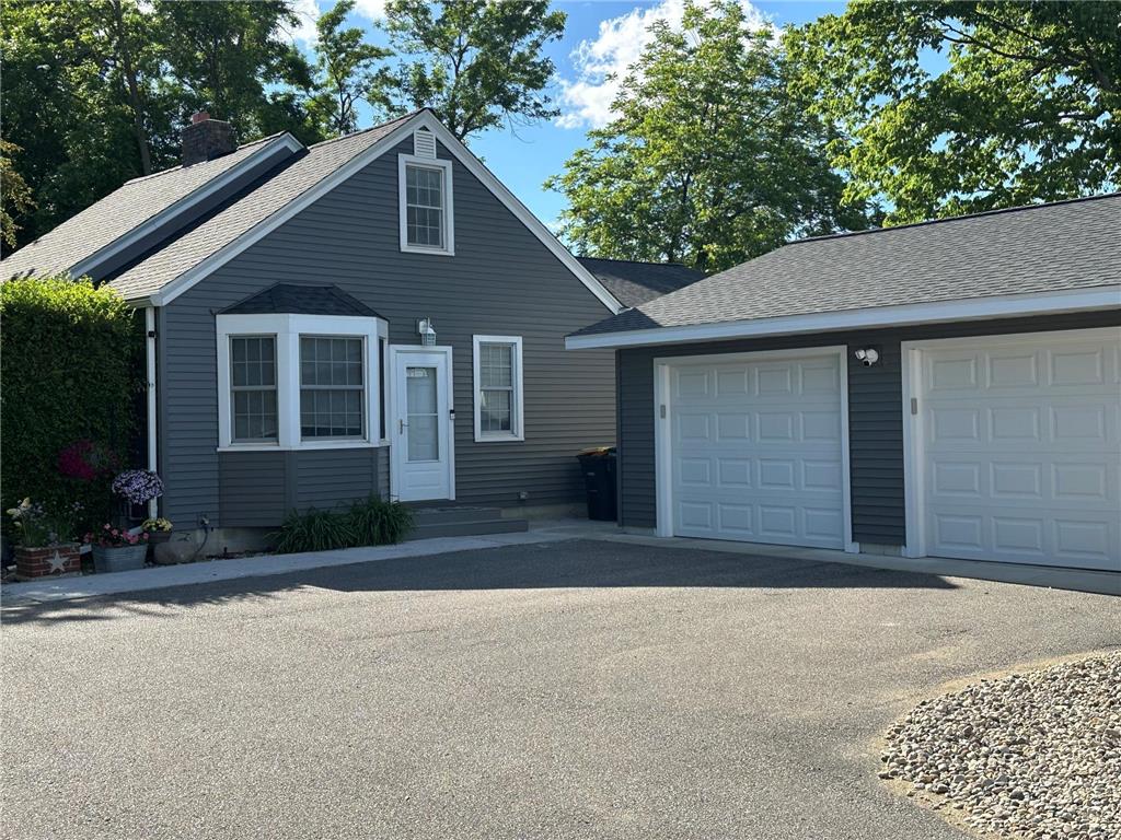 520 S Agency Street Eagle Lake MN 56024 6547205 image1
