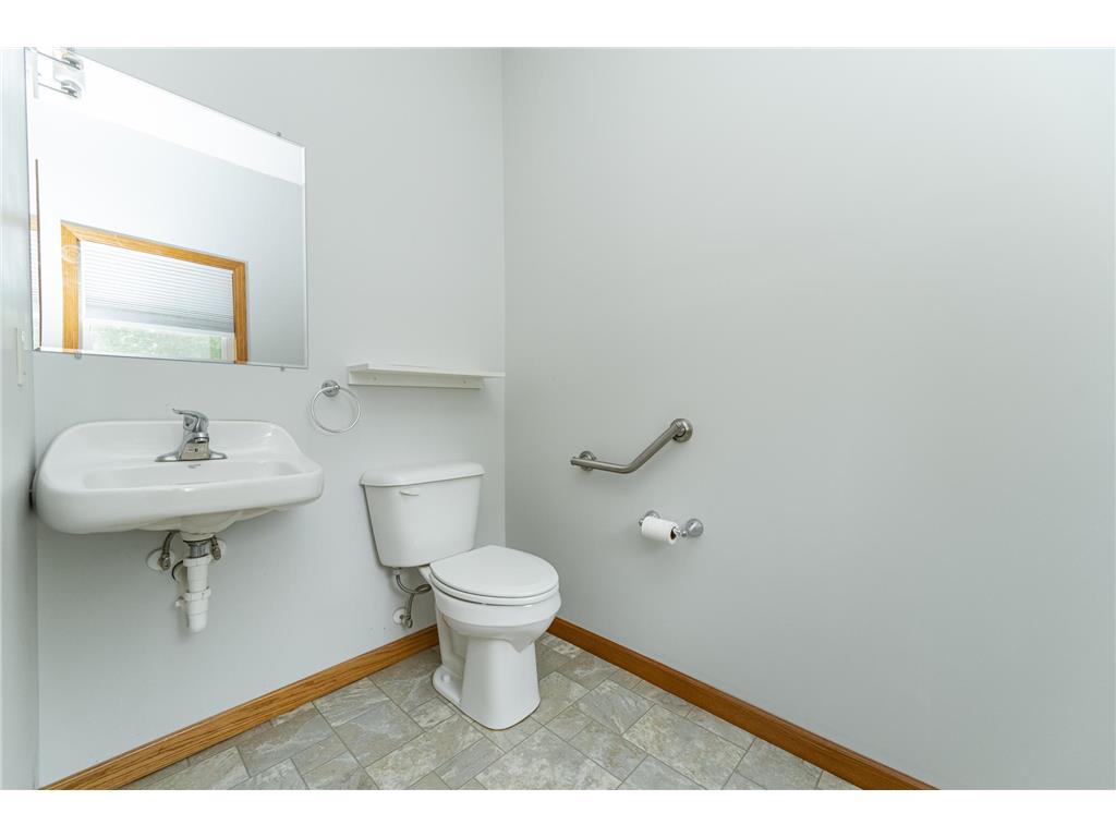 520 State Street West Concord MN 55985 6730905 image15