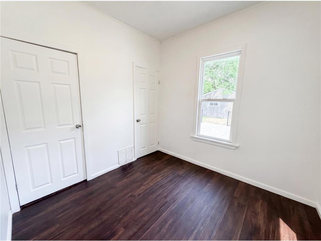 5200 Camden Avenue N Minneapolis MN 55430 7086467 image4