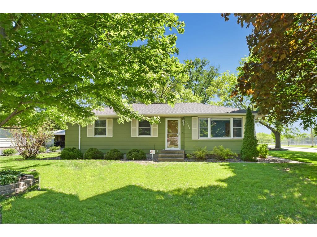 5200 Edgewood Drive, Mounds View, MN, 55112 MLS 6201218 Edina Realty