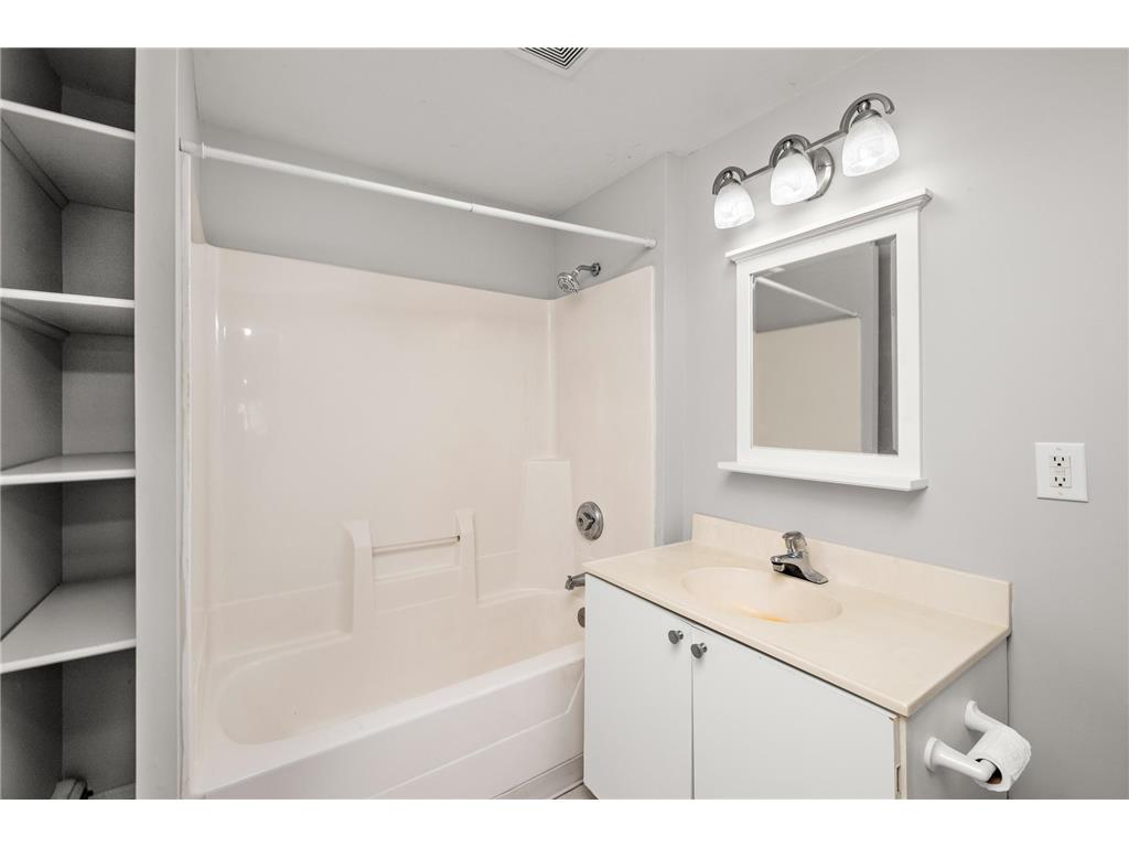 5200 Greenwood Circle Greenwood MN 55331 7072844 image17