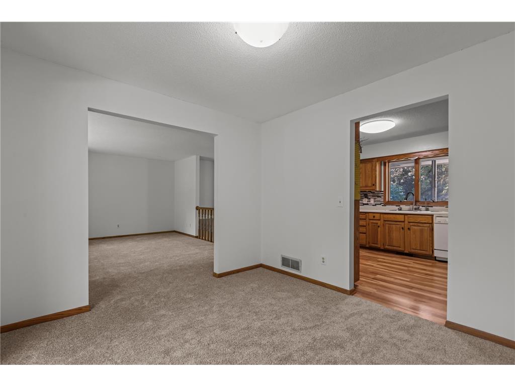 5200 W 135th Street Savage MN 55378 7113709 image10