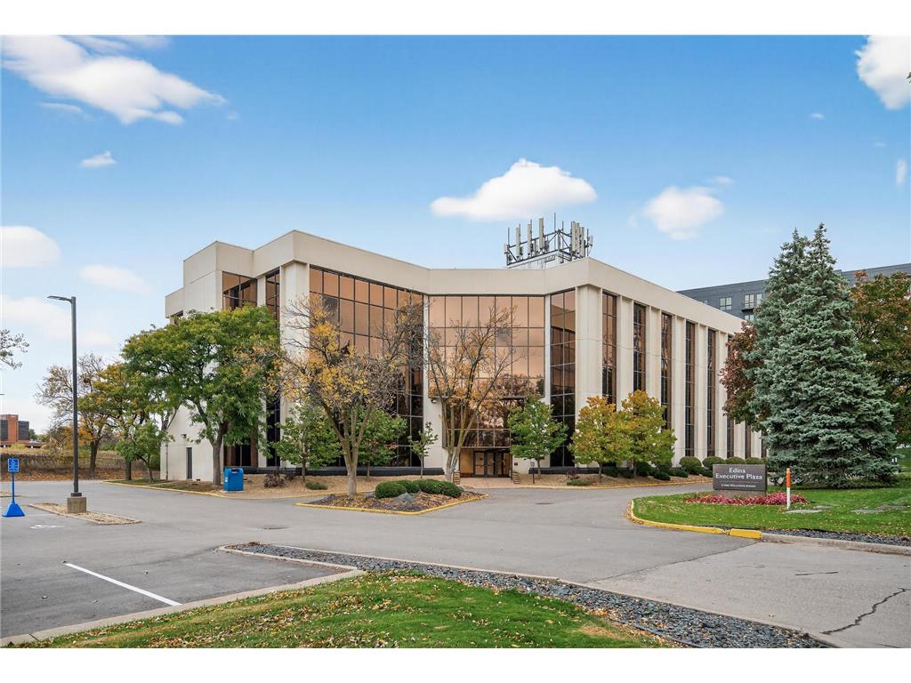 5200 Willson Road Edina MN 55424 6809964 image2
