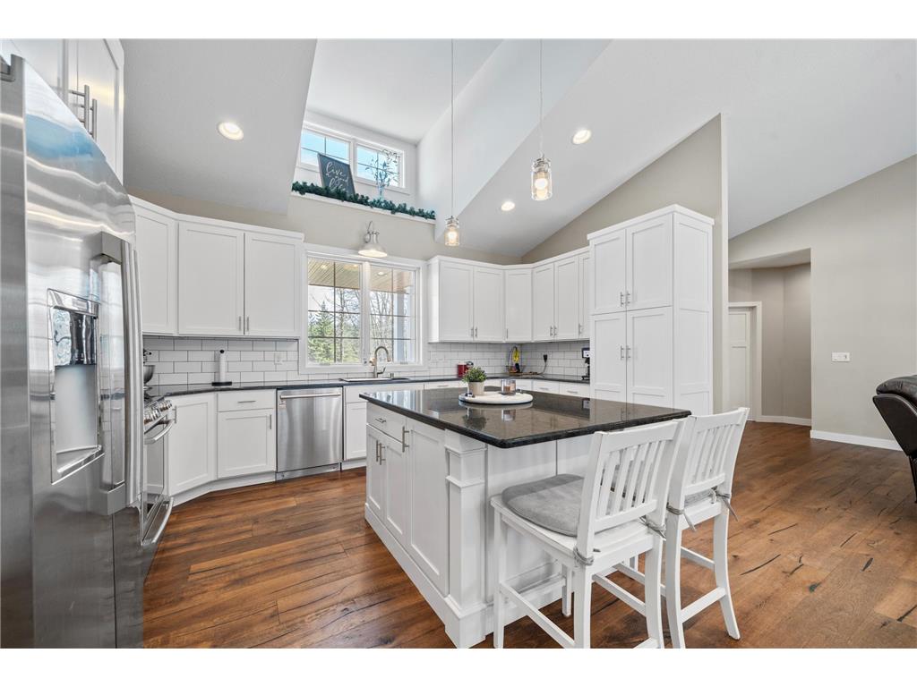 5201 Colonial Court NE Alexandria Twp MN 56308 7049335 image2