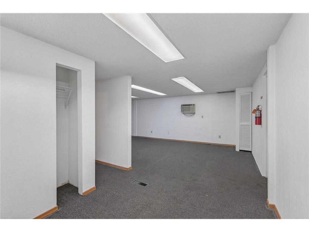 5201 Lakeland Avenue N Crystal MN 55429 7007891 image11