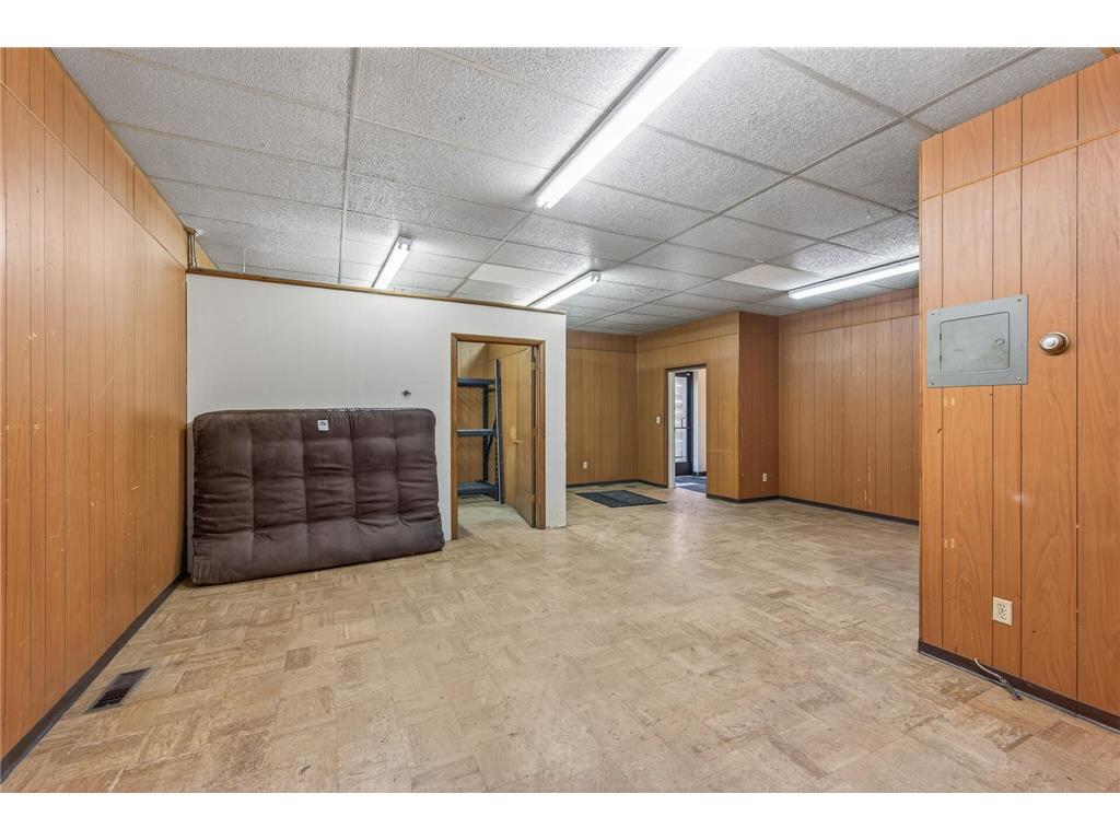 5201 Lakeland Avenue N Crystal MN 55429 7007891 image15