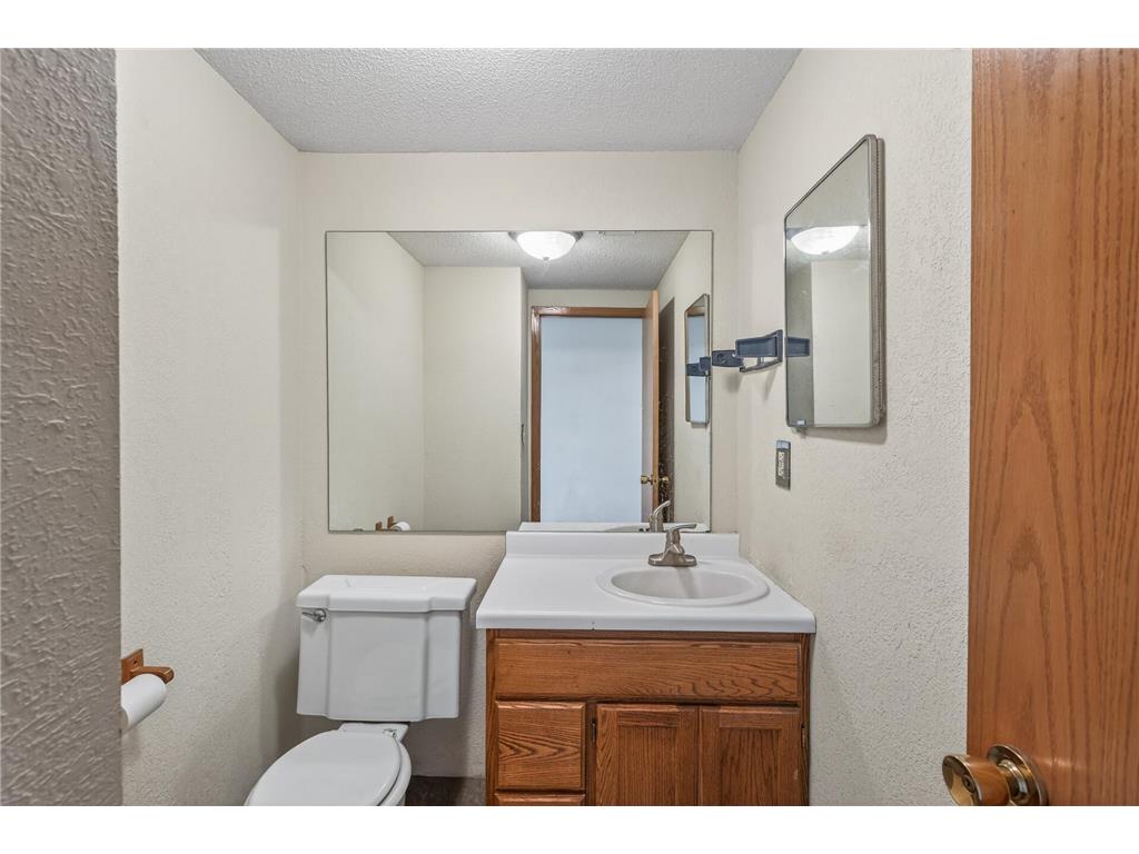 5201 Lakeland Avenue N Crystal MN 55429 7007891 image16