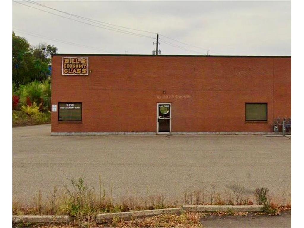 5201 Lakeland Avenue N Crystal MN 55429 7007891 image2