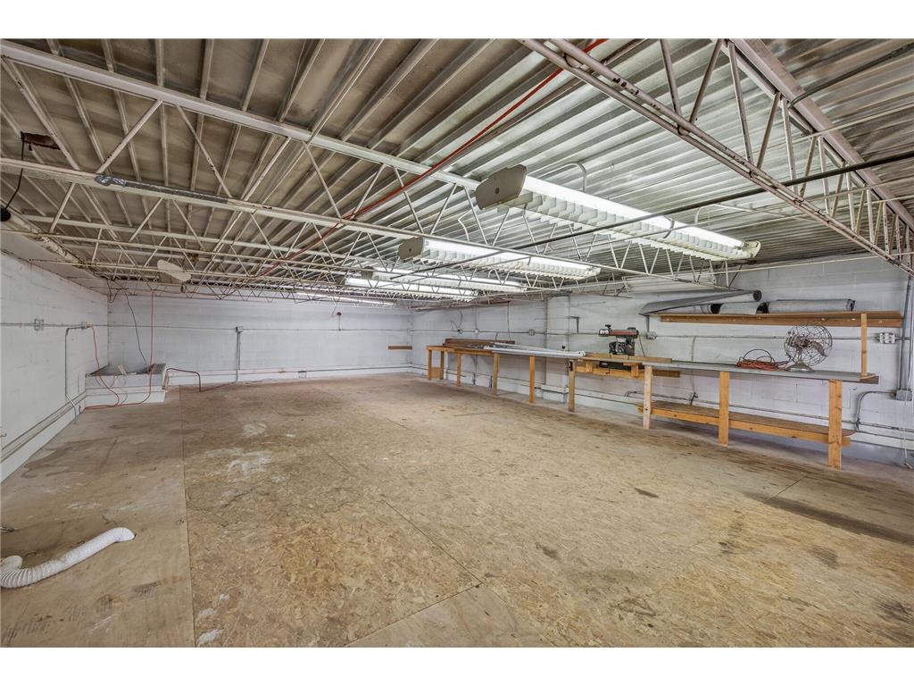 5201 Lakeland Avenue N Crystal MN 55429 7007891 image25