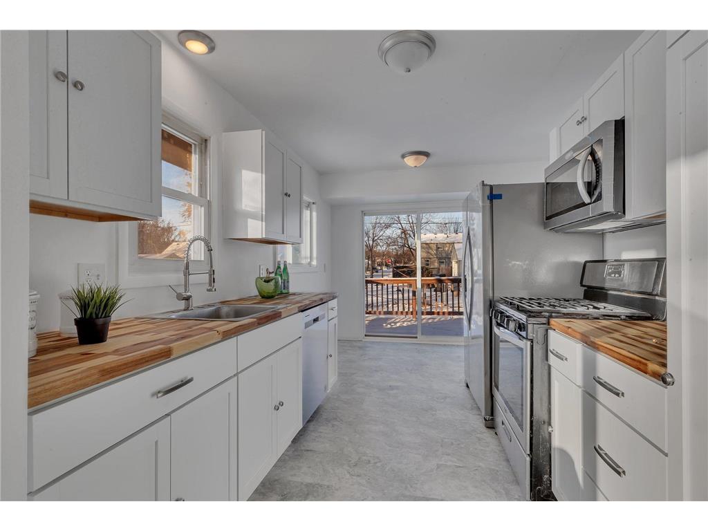 5201 Upton Avenue N Minneapolis MN 55430 6649888 image1