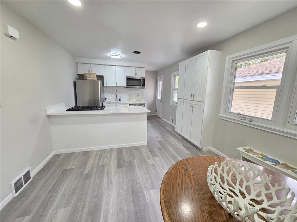 5201 W 84th Street Bloomington MN 55437 7006706 image11