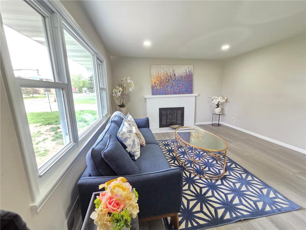5201 W 84th Street Bloomington MN 55437 7006706 image4