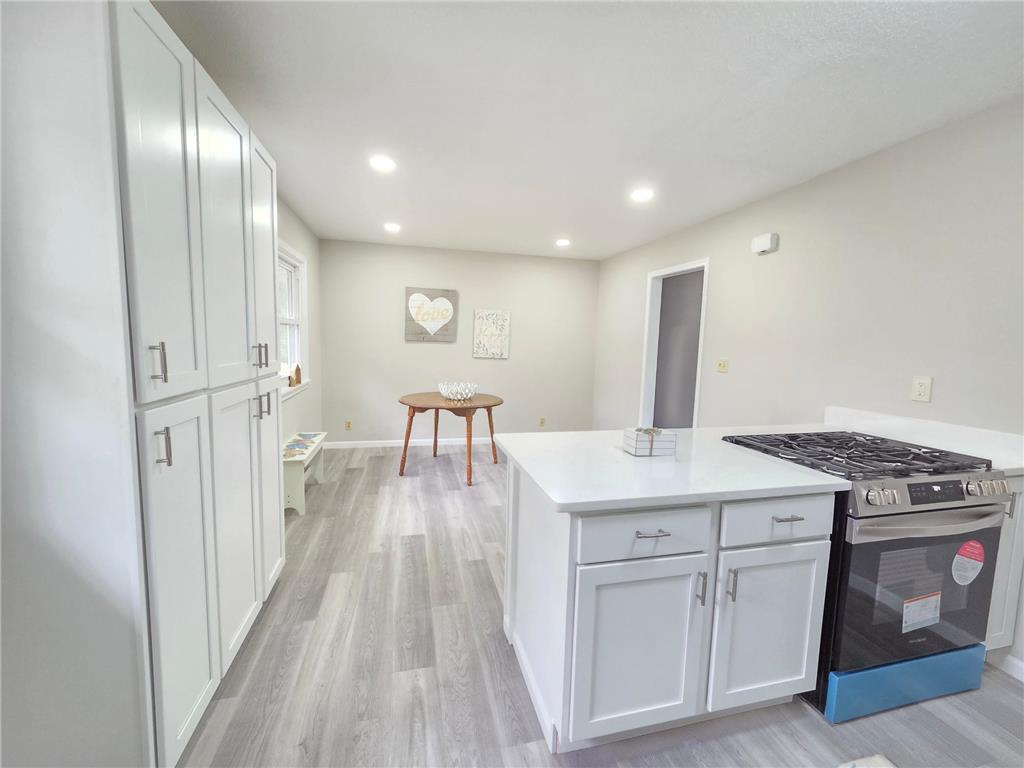 5201 W 84th Street Bloomington MN 55437 7006706 image8