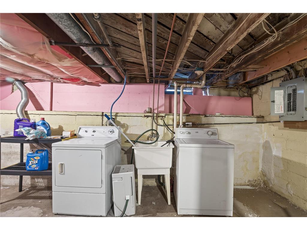 5203 Colfax Avenue N Minneapolis MN 55430 7047678 image26