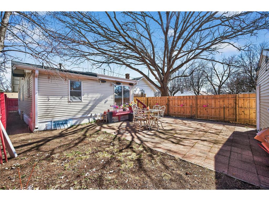 5203 Colfax Avenue N Minneapolis MN 55430 7047678 image8