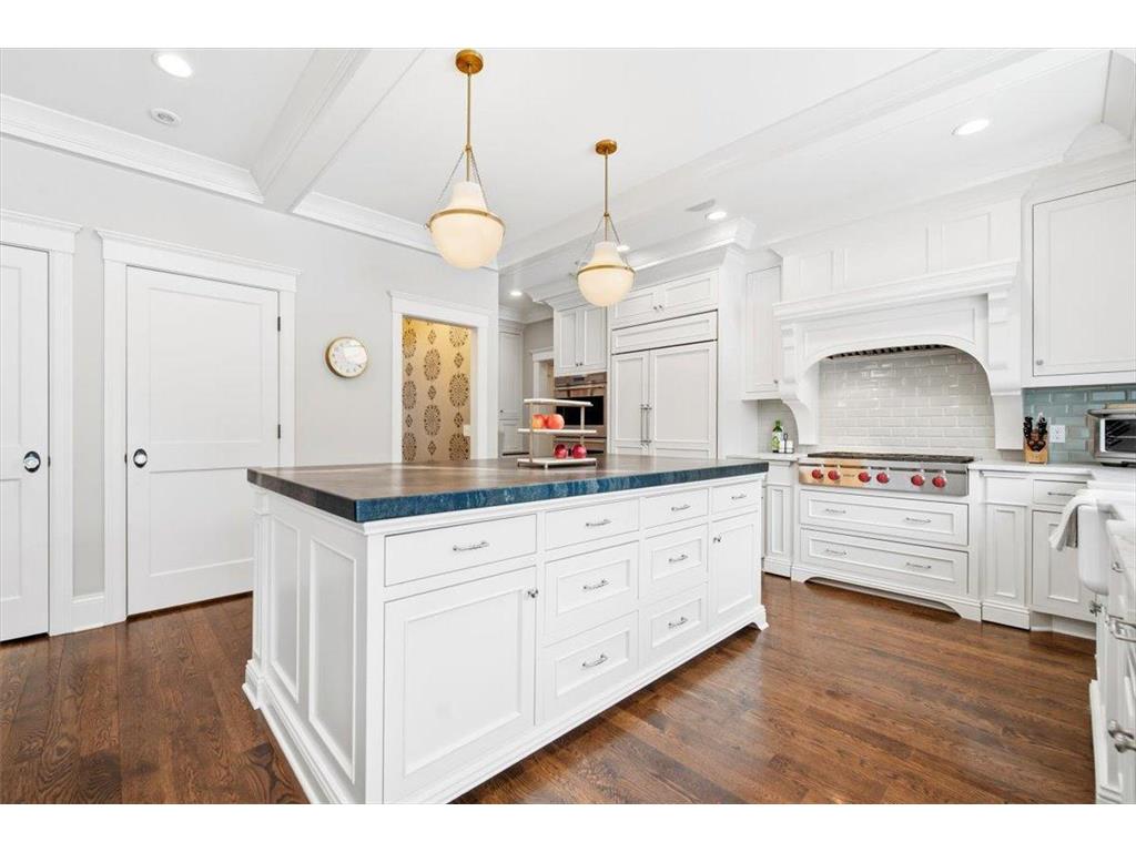 5204 Glengarry Parkway Edina MN 55436 7010683 image24