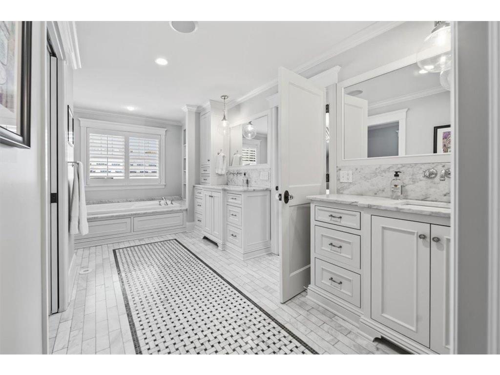 5204 Glengarry Parkway Edina MN 55436 7010683 image36