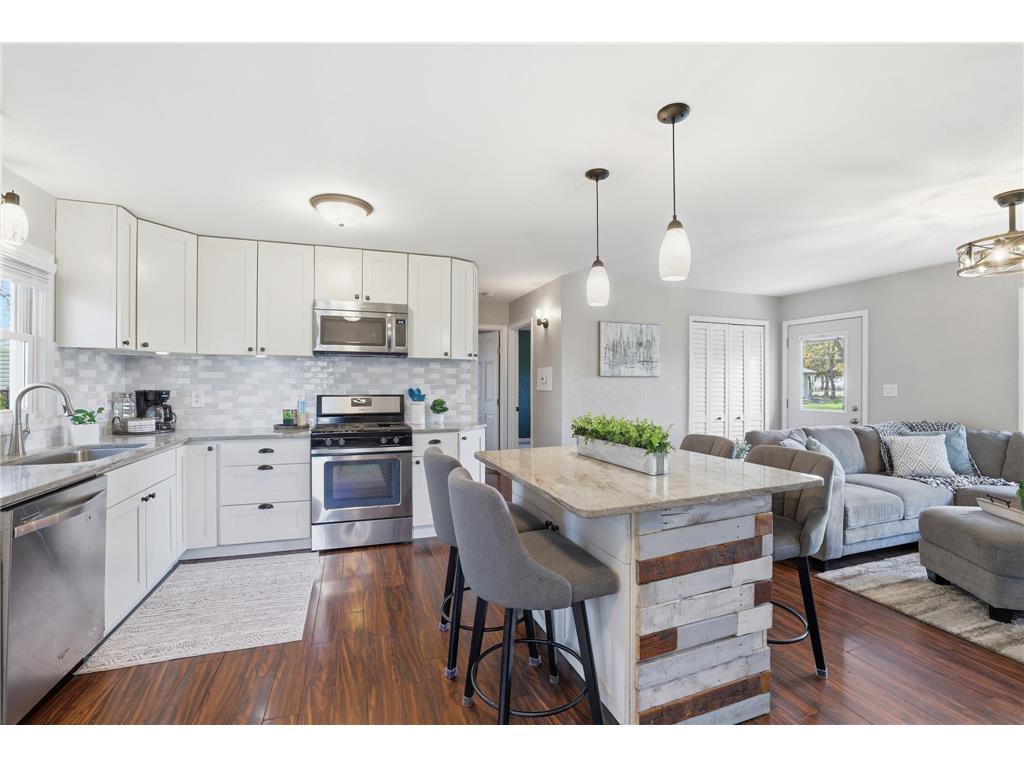 5205 Edgewood Avenue N Crystal MN 55428 7063661 image10