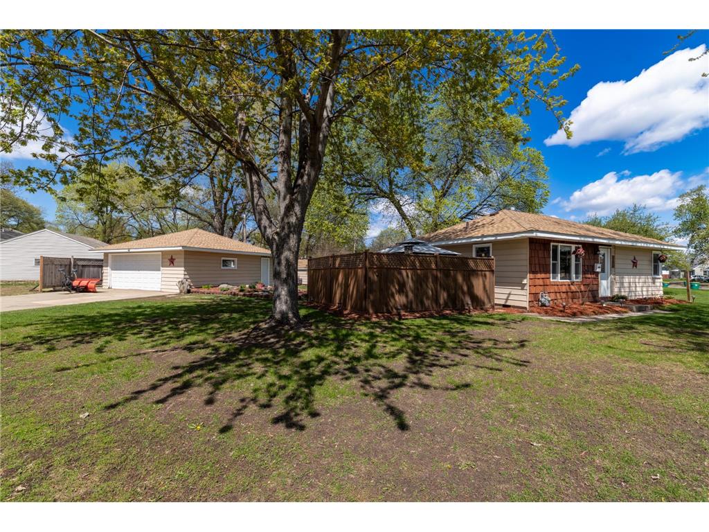 5205 Edgewood Avenue N Crystal MN 55428 7063661 image23