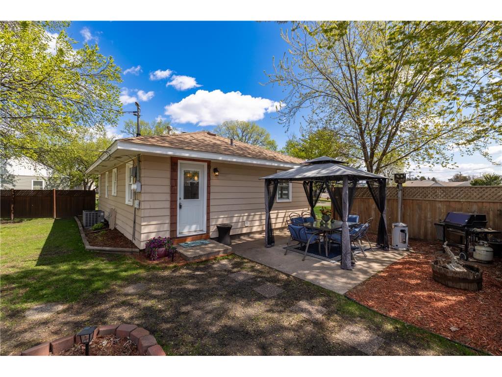 5205 Edgewood Avenue N Crystal MN 55428 7063661 image24