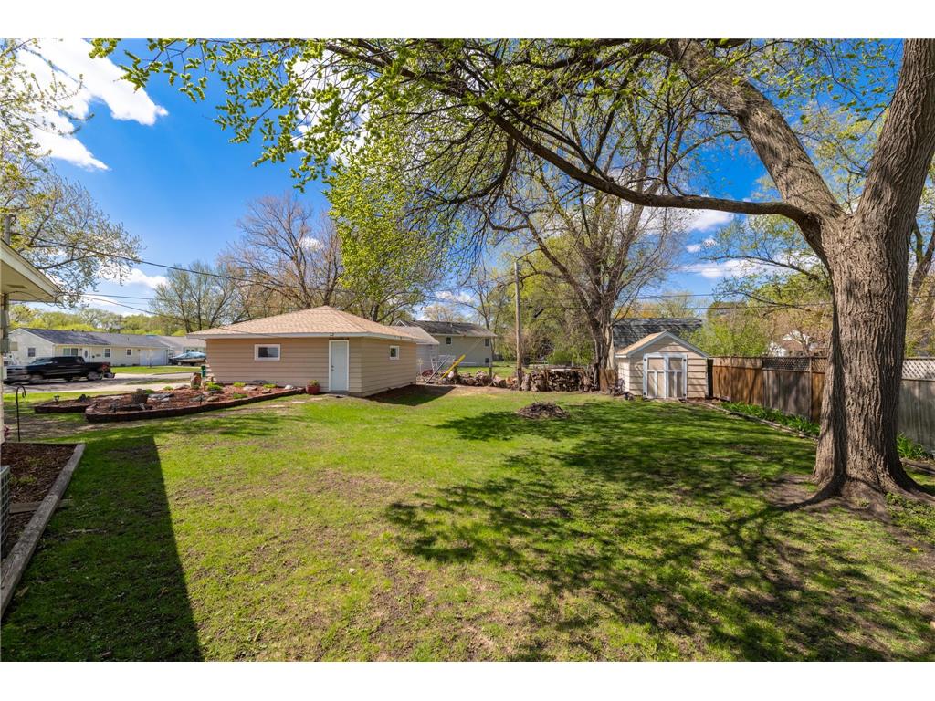 5205 Edgewood Avenue N Crystal MN 55428 7063661 image27