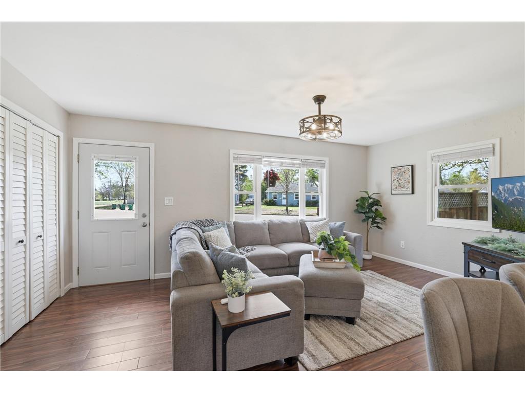5205 Edgewood Avenue N Crystal MN 55428 7063661 image6