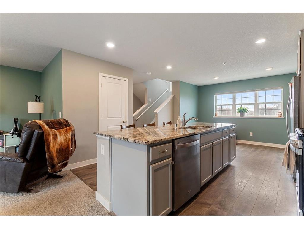 5205 Oak Grove Parkway N Brooklyn Park MN 55443 7047936 image3
