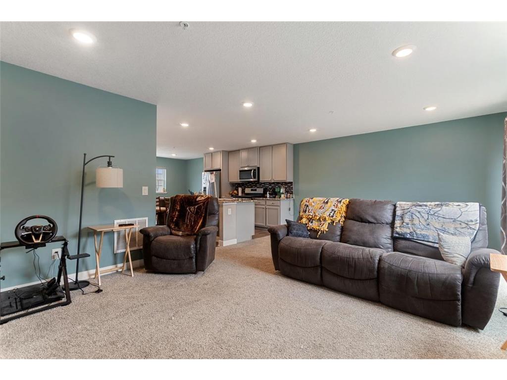 5205 Oak Grove Parkway N Brooklyn Park MN 55443 7047936 image5