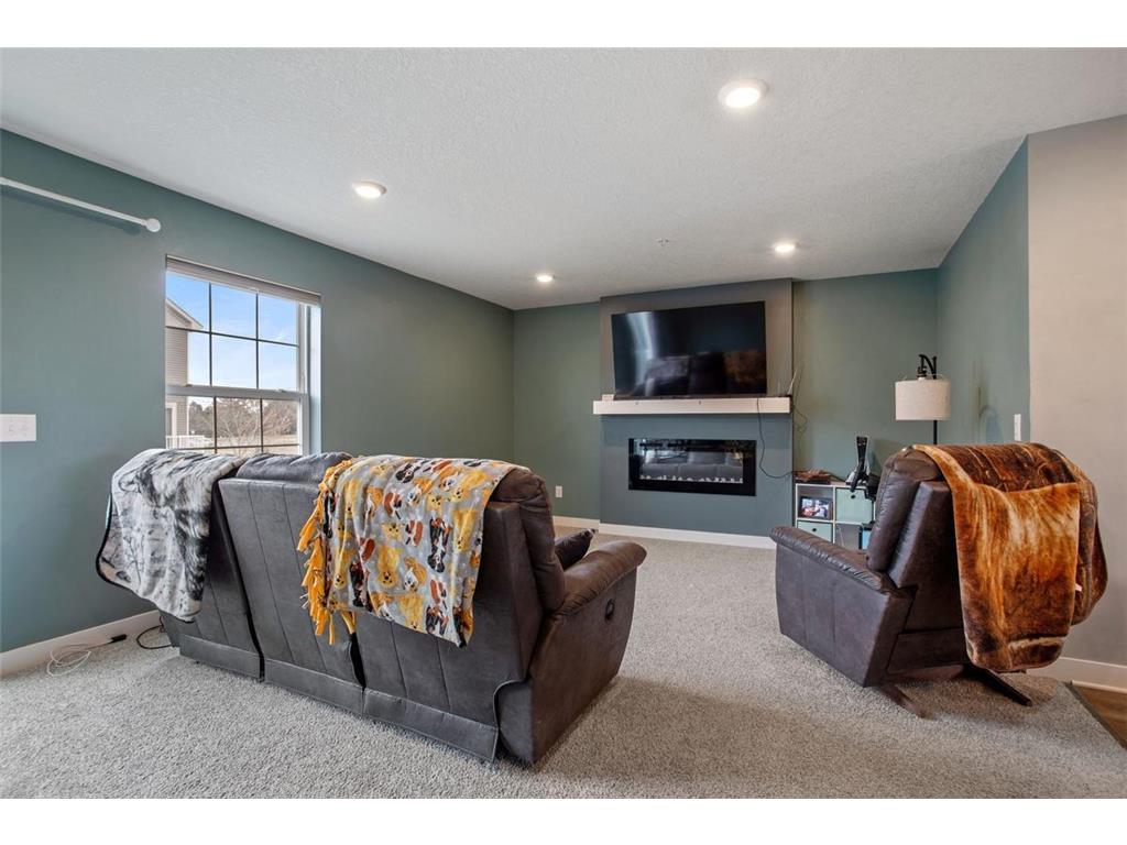 5205 Oak Grove Parkway N Brooklyn Park MN 55443 7047936 image6