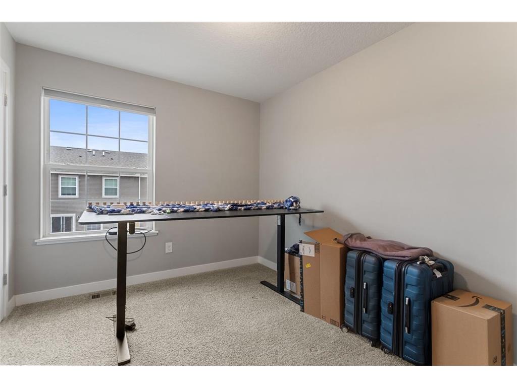 5205 Oak Grove Parkway N Brooklyn Park MN 55443 7047936 image9