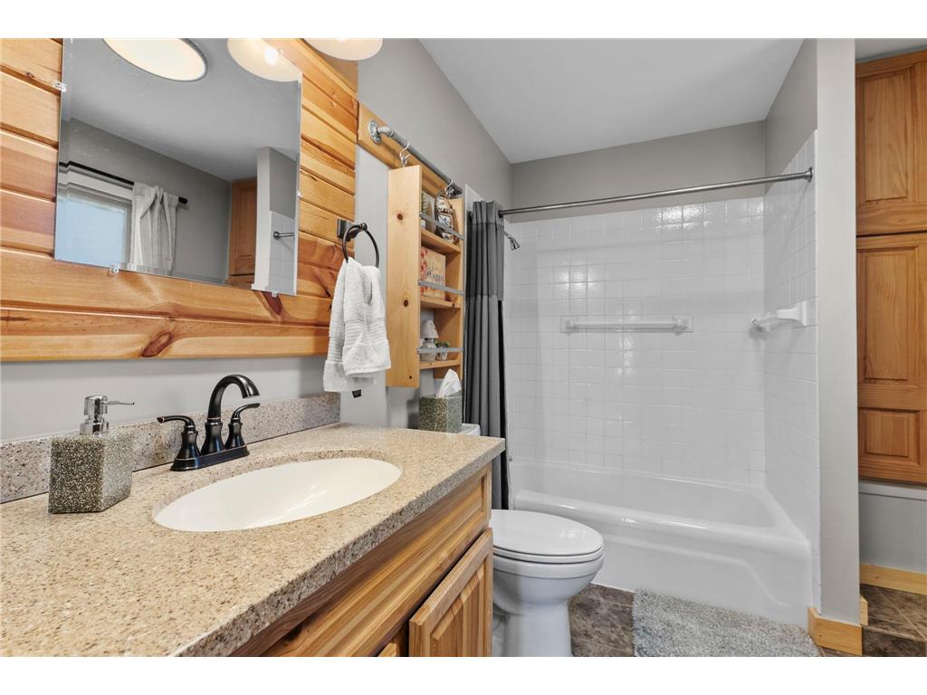 5205 State Road 70 Webster WI 54893 - Viola 7052422 image32