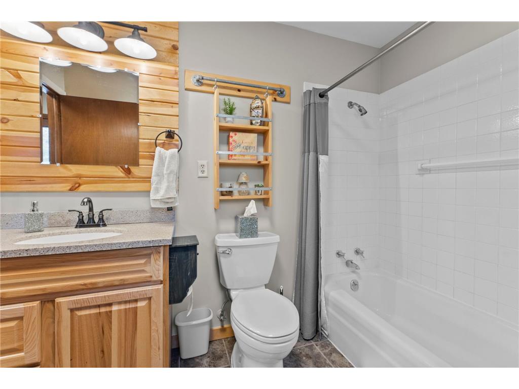 5205 State Road 70 Webster WI 54893 - Viola 7052422 image34