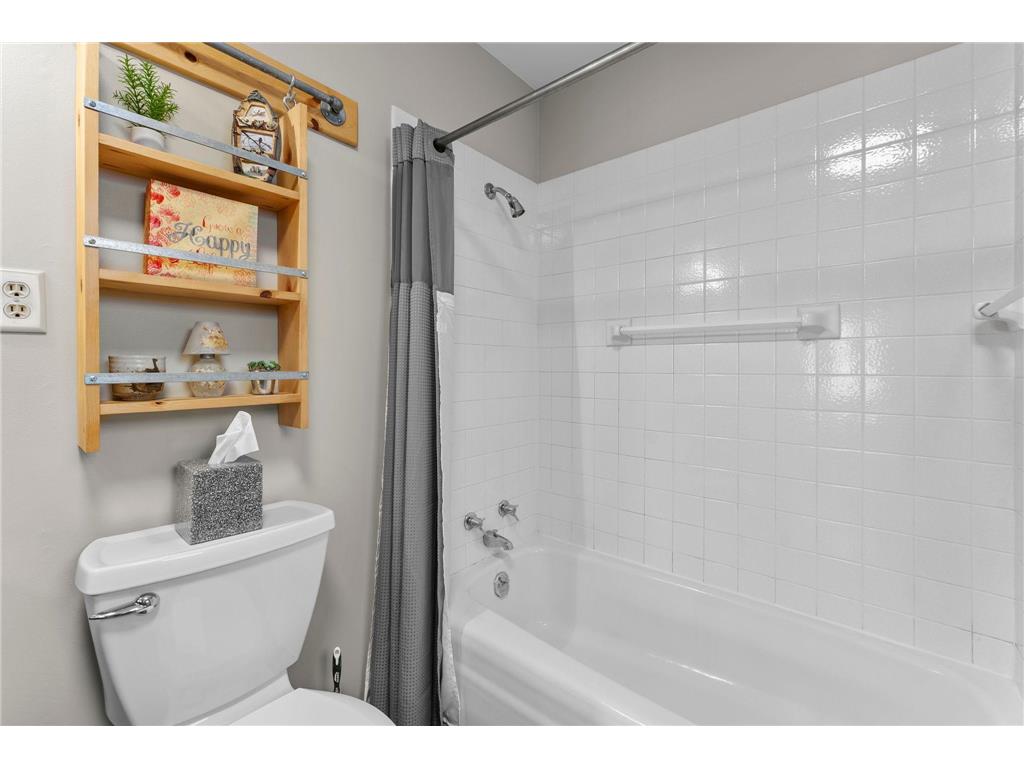 5205 State Road 70 Webster WI 54893 - Viola 7052422 image35