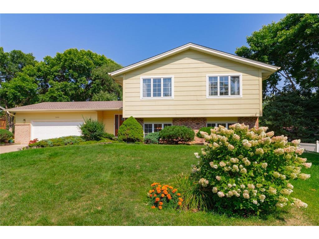 5206 Overlook Drive, Bloomington, MN, 55437 MLS 6422649 Edina Realty