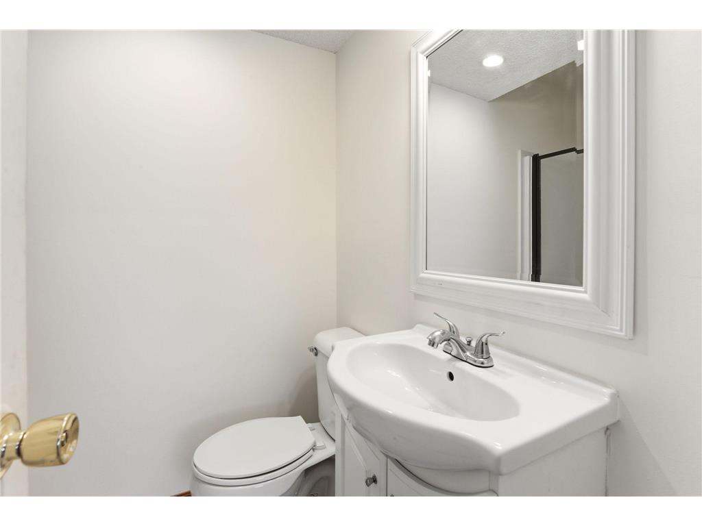 5206 Scott Trail Robbinsdale MN 55422 7053941 image18