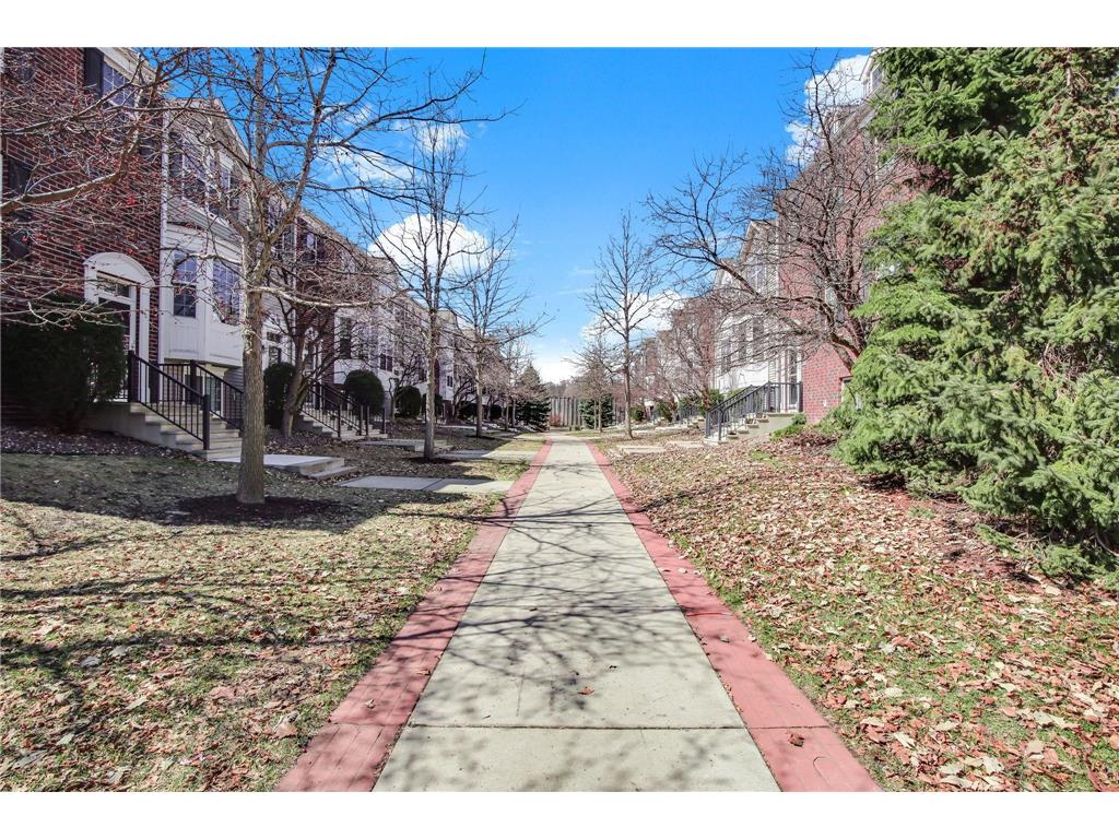 5206 Scott Trail Robbinsdale MN 55422 7053941 image4