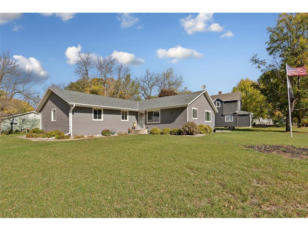 521 12th Street Heron Lake MN 56137 6803860 image1