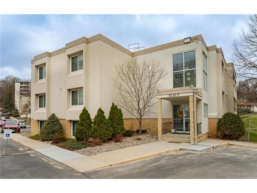 521 19th Street NW #18 Rochester MN 55901 7049674 image1